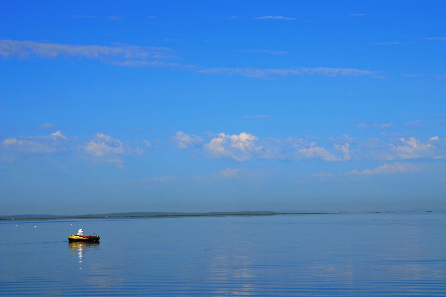 lake ugii