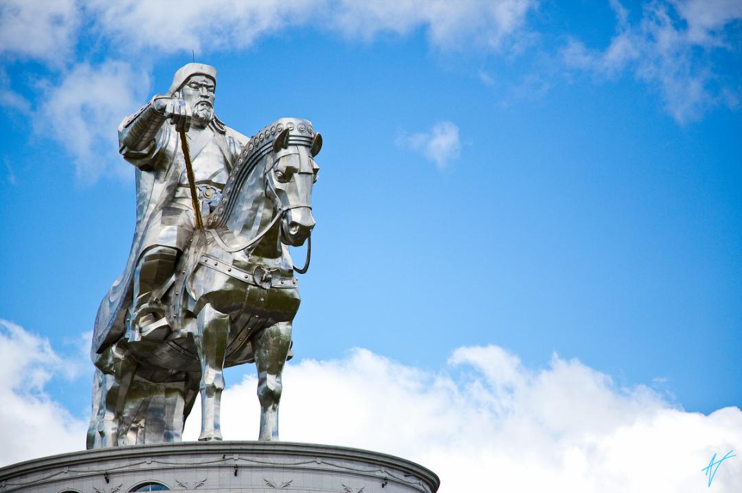 Equestrian statue of Genghis Khan