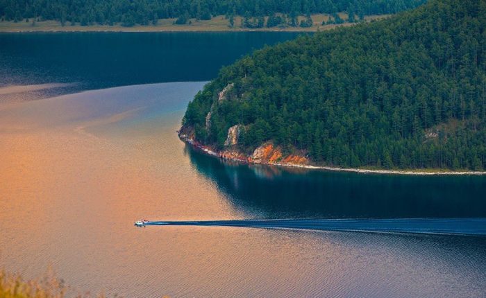 Khuvsgul Lake