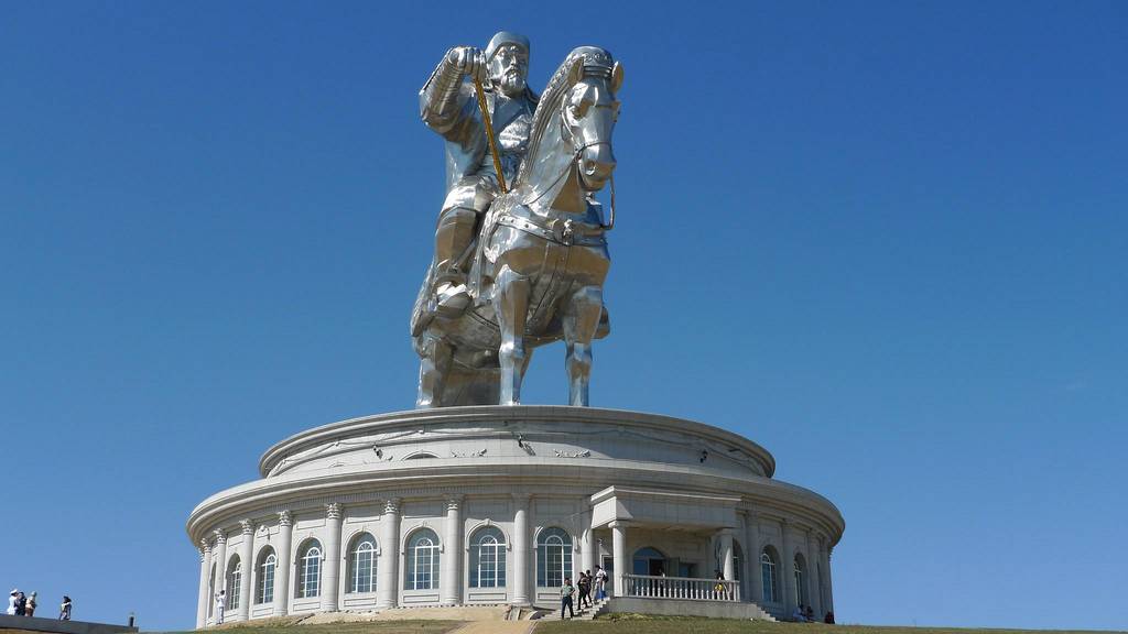 Genghis Khan statue complex, Tsonjin Boldog