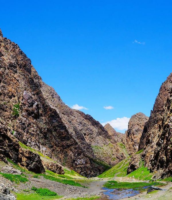 Yol Valley