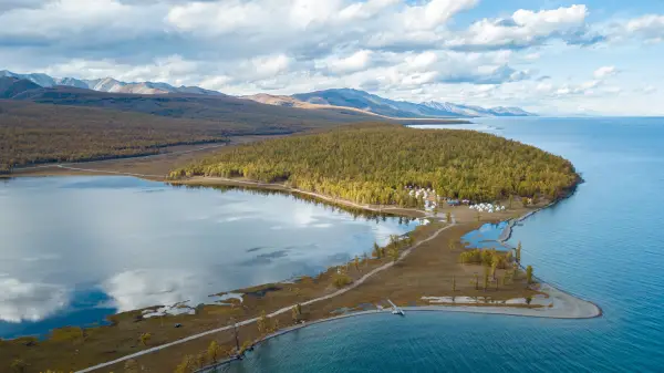 khuvsgul lake